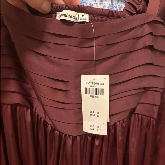 Abercrombie Emerson Dress NWT - Picture 2 of 3